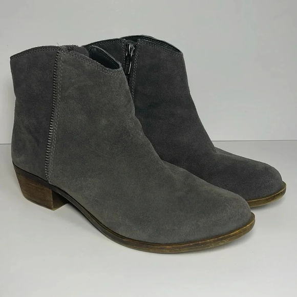 BCBGeneration Suede Leather Gray Ankle Booties Women's Size 7.5 - Picture 1 of 8